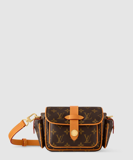 [LV-루이비통] 카고 웨어러블 월릿 M14742