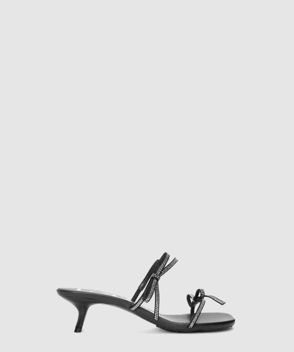 [LOEWE-로에베] 스웨이드와 라인스톤 소재의 페탈 샌들 LPET465X03