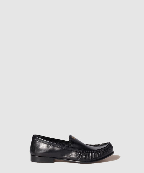 [MIU MIU-미우미우] 버팔로 가죽 로퍼 5D499E