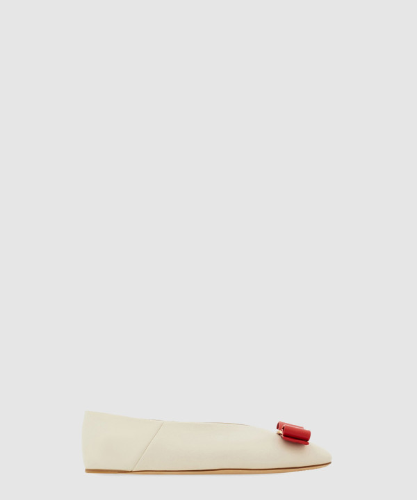 [FERRAGAMO-페라가모] 바라 보우 플랫 01K225