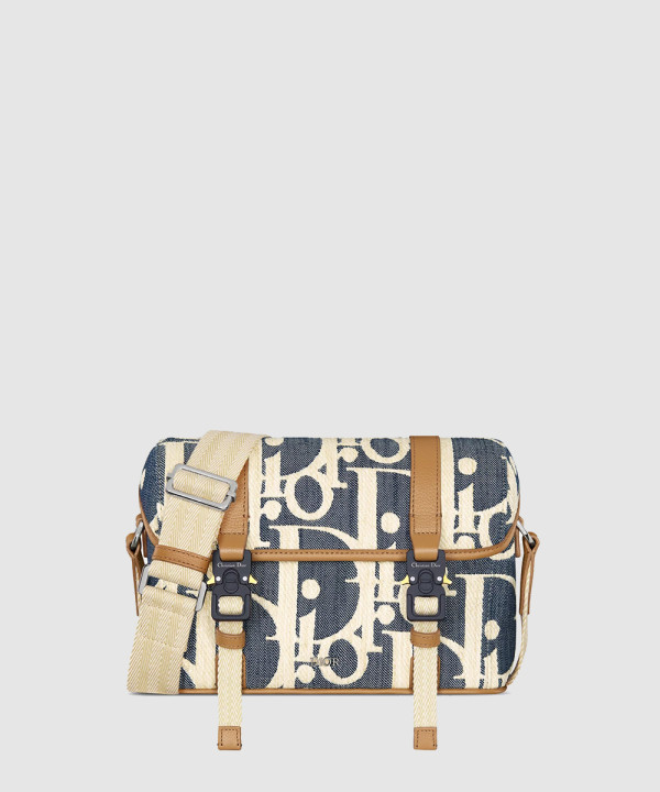 [DIOR-디올] Hit the Road 플랩 스트랩백 1HTPO333ROM