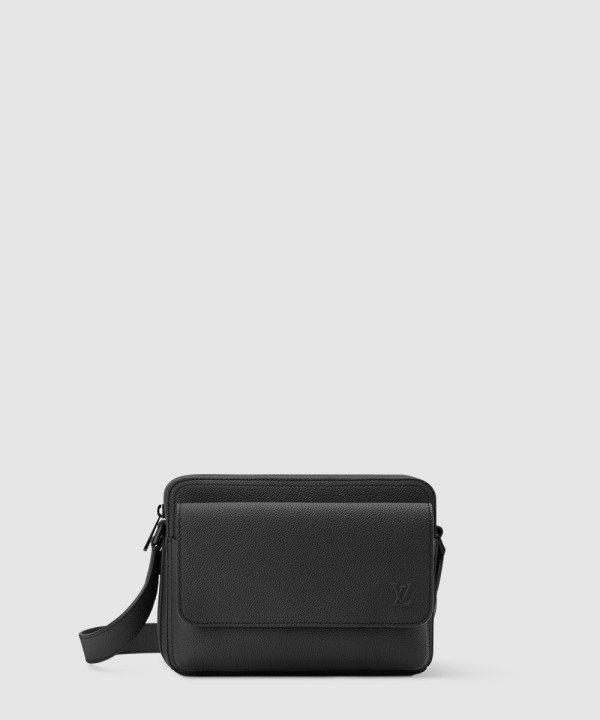 [LOUIS VUITTON-루이비통] 보딩 메신저 M15265