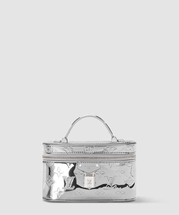 [LOUIS VUITTON-루이비통] 베니티 체인 파우치 M26097