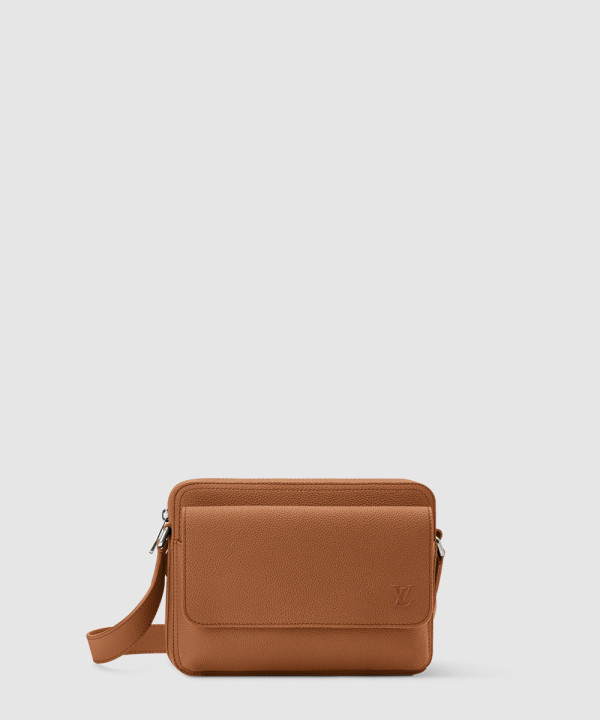 [LOUIS VUITTON-루이비통] 보딩 메신저 M25981