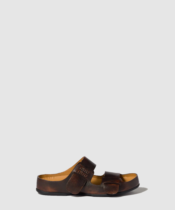 [MIUMIU-미우미우] 블리치드 가죽 샌들 5XX674